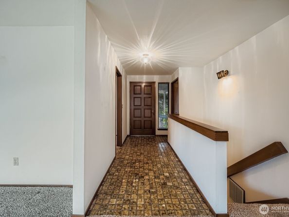 11047 26th Avenue SW, Seattle WA 98146