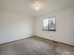 11047 26th Avenue SW, Seattle WA 98146