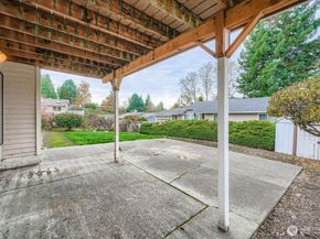11047 26th Avenue SW, Seattle WA 98146