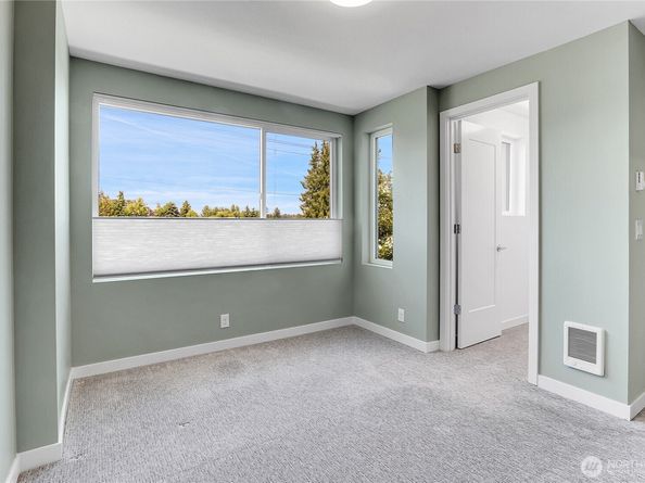 3815 S Cloverdale Street, Seattle WA 98118