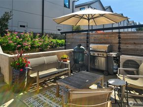 3815 S Cloverdale Street, Seattle WA 98118