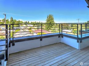 3815 S Cloverdale Street, Seattle WA 98118