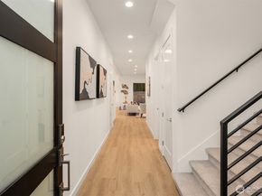 11612 SE 196 Street 1, Kent WA 98031