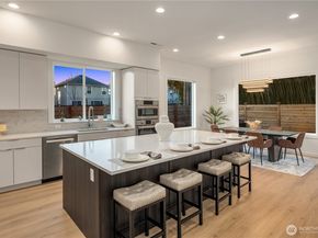 11612 SE 196 Street 1, Kent WA 98031