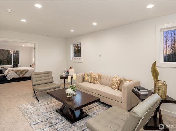 11612 SE 196 Street 1, Kent WA 98031