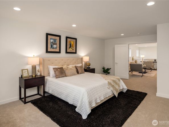 11612 SE 196 Street 1, Kent WA 98031