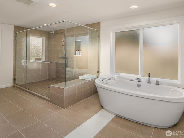 11612 SE 196 Street 1, Kent WA 98031