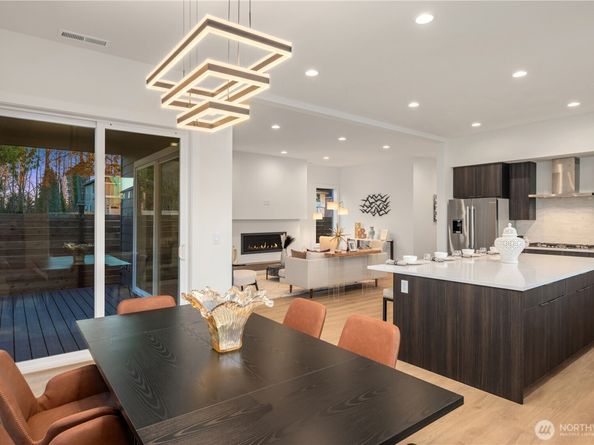 11612 SE 196 Street 1, Kent WA 98031