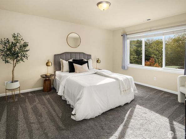 18214 41st Avenue SE, Bothell WA 98012