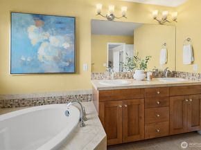 18214 41st Avenue SE, Bothell WA 98012