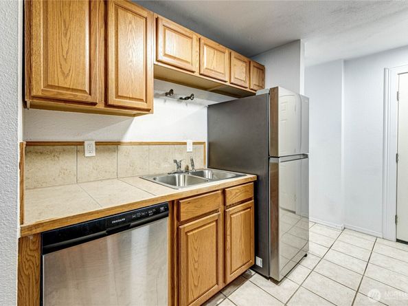 15142 65th Avenue S 821, Tukwila WA 98188