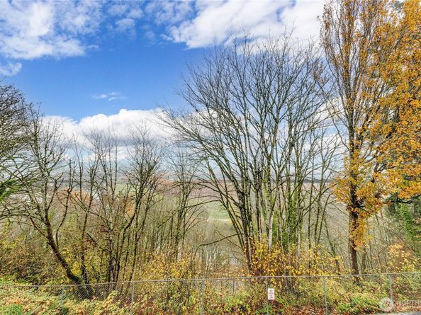 15142 65th Avenue S 821, Tukwila WA 98188