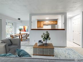 15142 65th Avenue S 821, Tukwila WA 98188