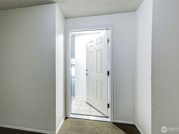 15142 65th Avenue S 821, Tukwila WA 98188