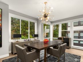 7829 NE 121st Lane A, Kirkland WA 98034