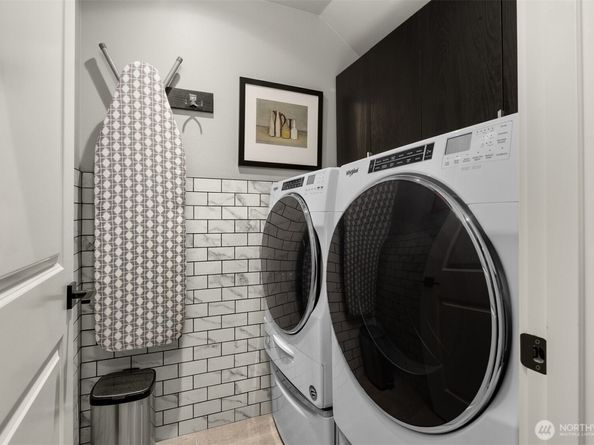 7829 NE 121st Lane A, Kirkland WA 98034