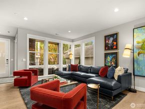 7829 NE 121st Lane A, Kirkland WA 98034