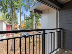 14620 NE 31st Street E305, Bellevue WA 98007
