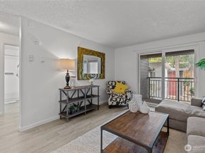 14620 NE 31st Street E305, Bellevue WA 98007