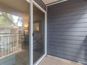 14620 NE 31st Street E305, Bellevue WA 98007