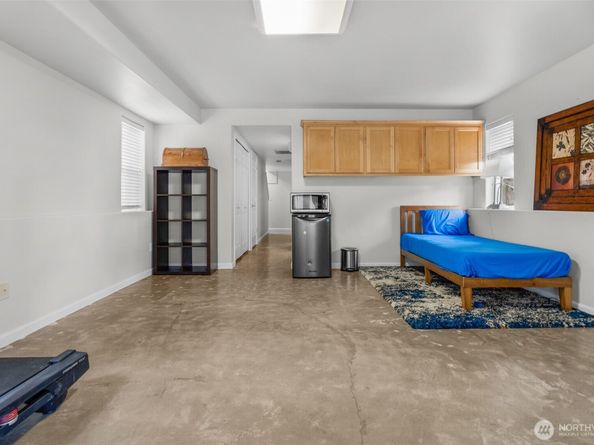 21232 92nd Place W, Edmonds WA 98020