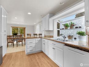 21232 92nd Place W, Edmonds WA 98020