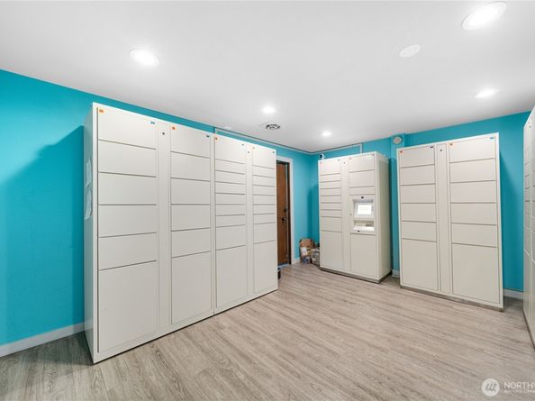 7021 Sand Point Way NE B201, Seattle WA 98115