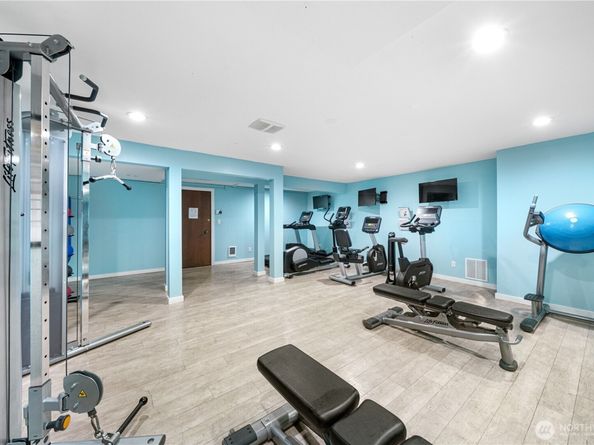 7021 Sand Point Way NE B201, Seattle WA 98115