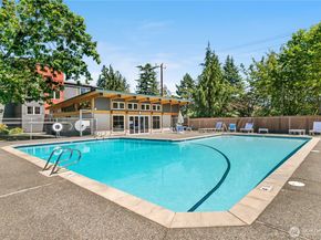 7021 Sand Point Way NE B201, Seattle WA 98115