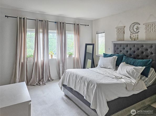 503 S 47th Street 11F, Renton WA 98055