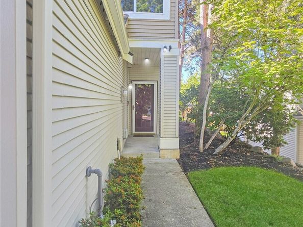 503 S 47th Street 11F, Renton WA 98055