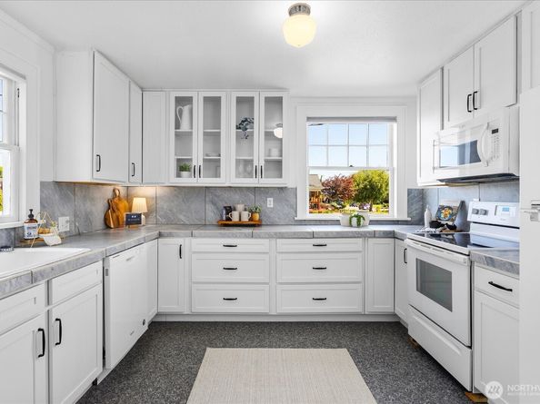 1010 Hoyt Avenue A2, Everett WA 98201