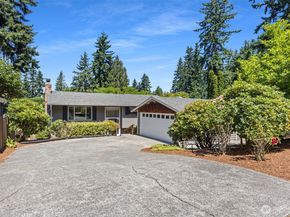 12218 NE 68th Place, Kirkland WA 98033