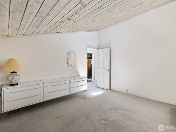 32643 39th Place SW, Federal Way WA 98023