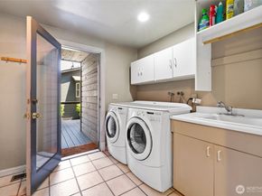 32643 39th Place SW, Federal Way WA 98023