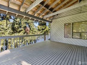 32643 39th Place SW, Federal Way WA 98023