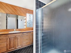 32643 39th Place SW, Federal Way WA 98023