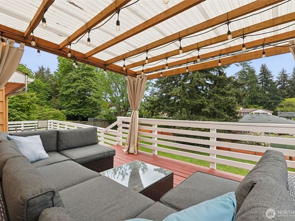 839 SW 126th Street, Seattle WA 98146