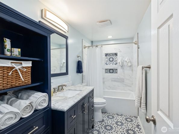 839 SW 126th Street, Seattle WA 98146