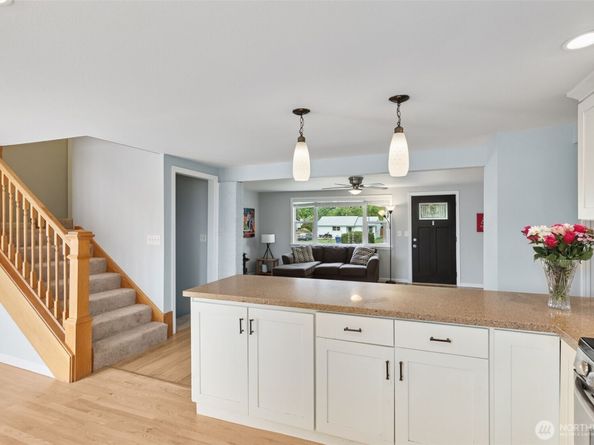 839 SW 126th Street, Seattle WA 98146