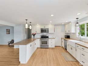 839 SW 126th Street, Seattle WA 98146