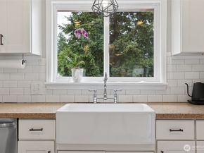 839 SW 126th Street, Seattle WA 98146