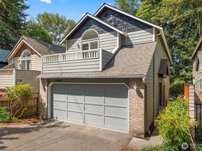 10307 46th Avenue NE, Seattle WA 98125