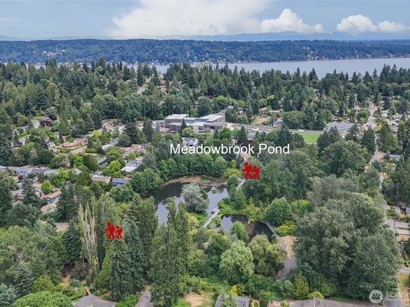 10307 46th Avenue NE, Seattle WA 98125
