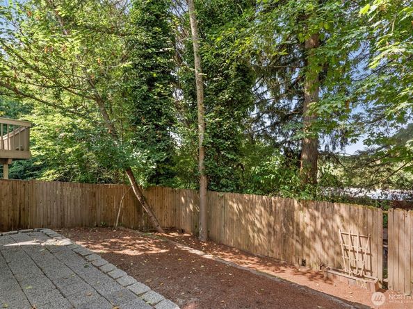 10307 46th Avenue NE, Seattle WA 98125