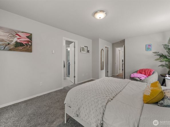 10307 46th Avenue NE, Seattle WA 98125
