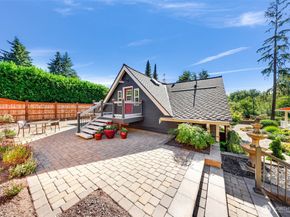 24229 7th Avenue SE, Bothell WA 98021
