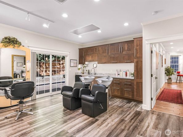 24229 7th Avenue SE, Bothell WA 98021
