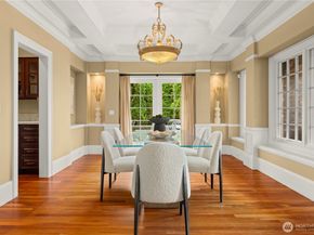 2530 39th Avenue E, Seattle WA 98112