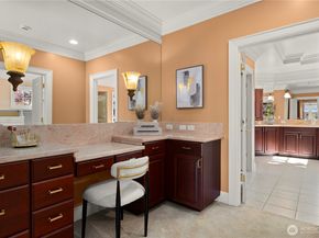 2530 39th Avenue E, Seattle WA 98112